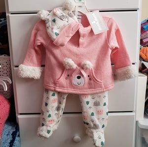 Girls bear outfit